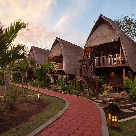 Abian Huts Dream Beach Lembongan Exterior photo