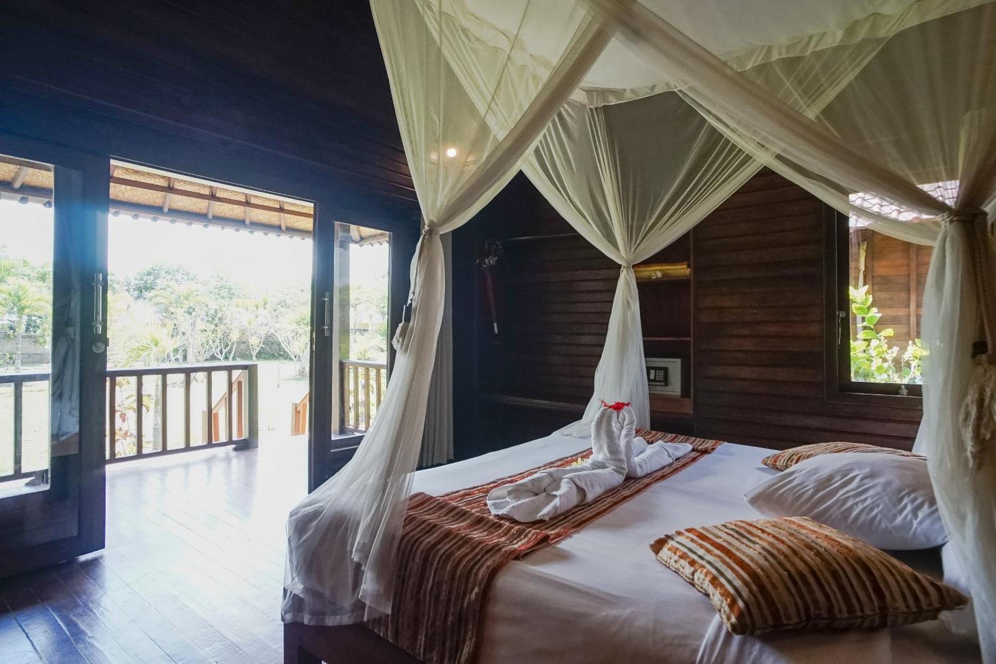 Abian Huts Dream Beach Lembongan Exterior photo