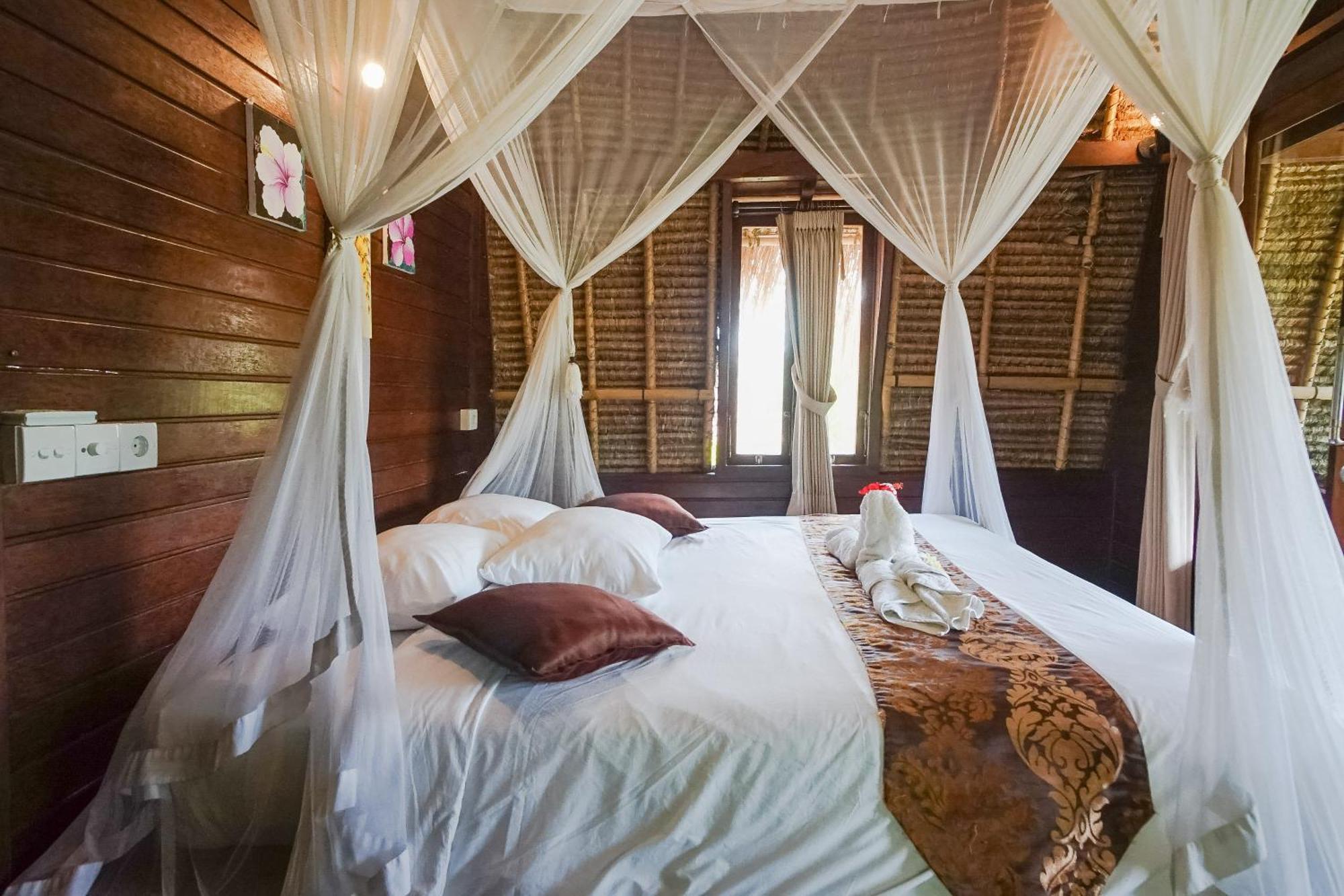 Abian Huts Dream Beach Lembongan Exterior photo