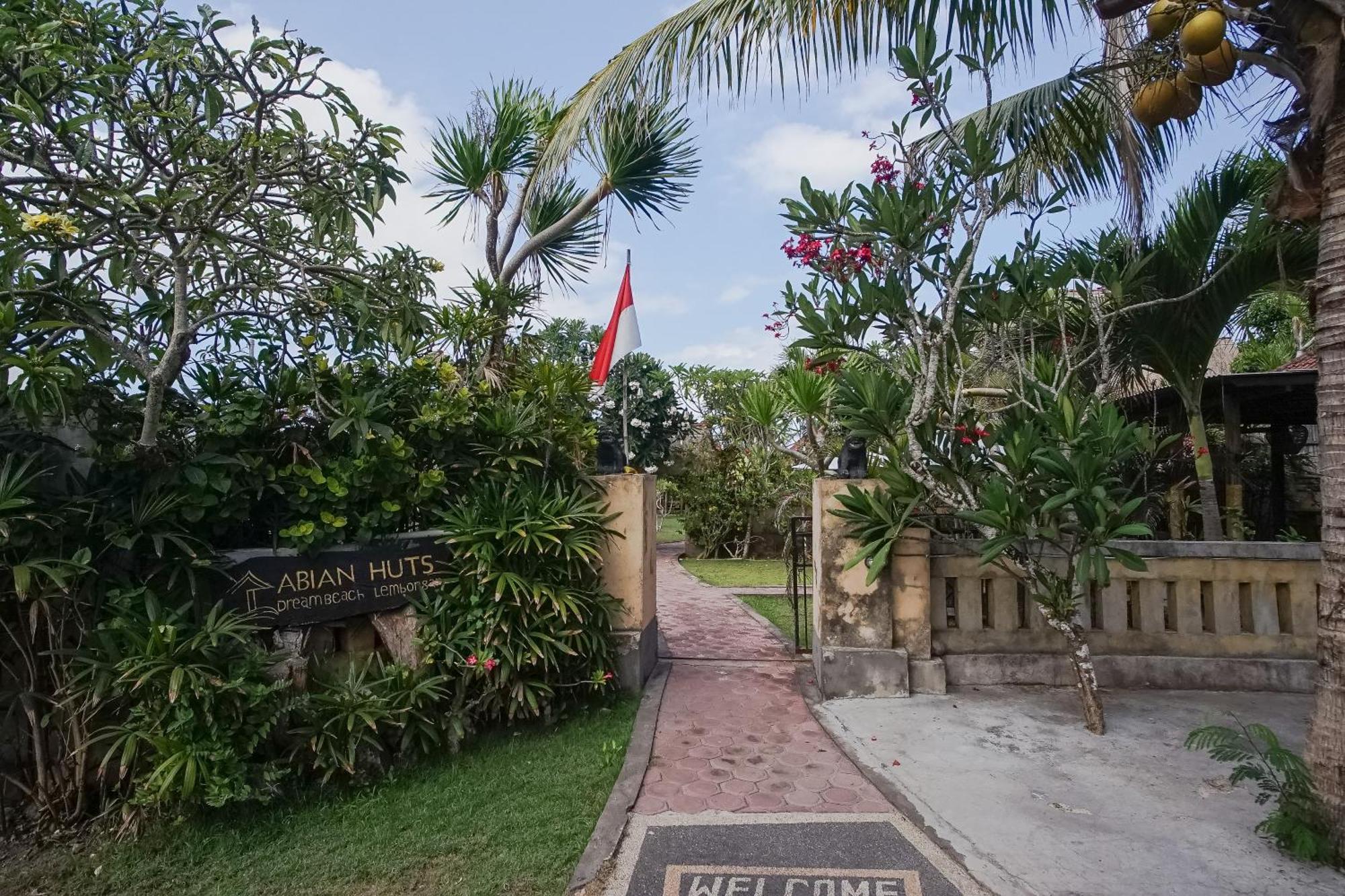 Abian Huts Dream Beach Lembongan Exterior photo