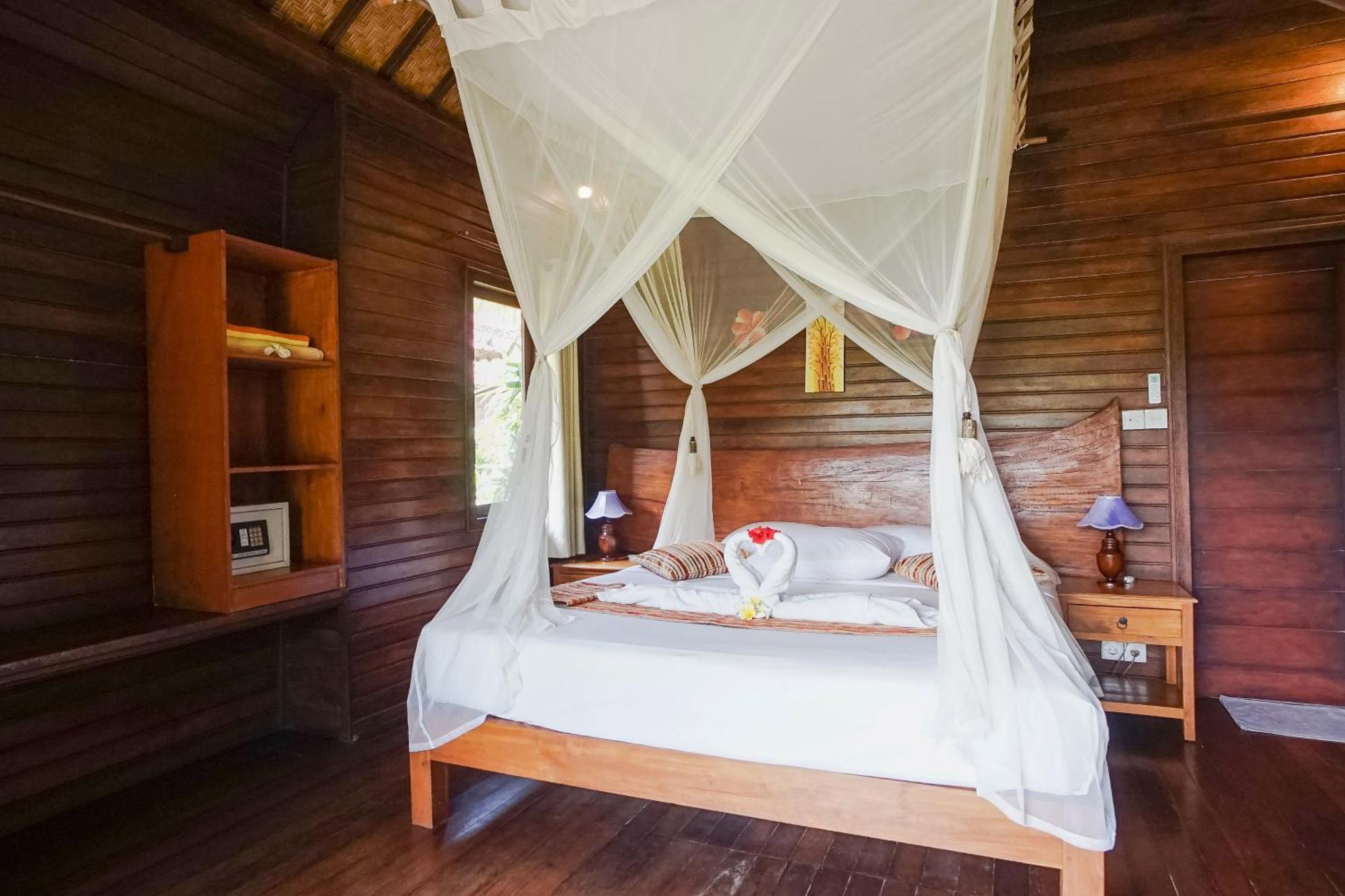 Abian Huts Dream Beach Lembongan Exterior photo