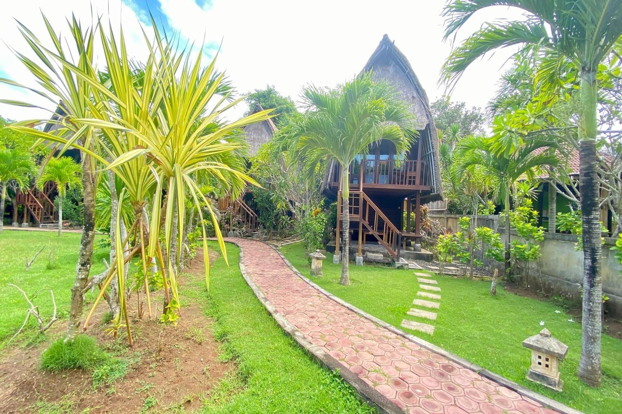 Abian Huts Dream Beach Lembongan Exterior photo