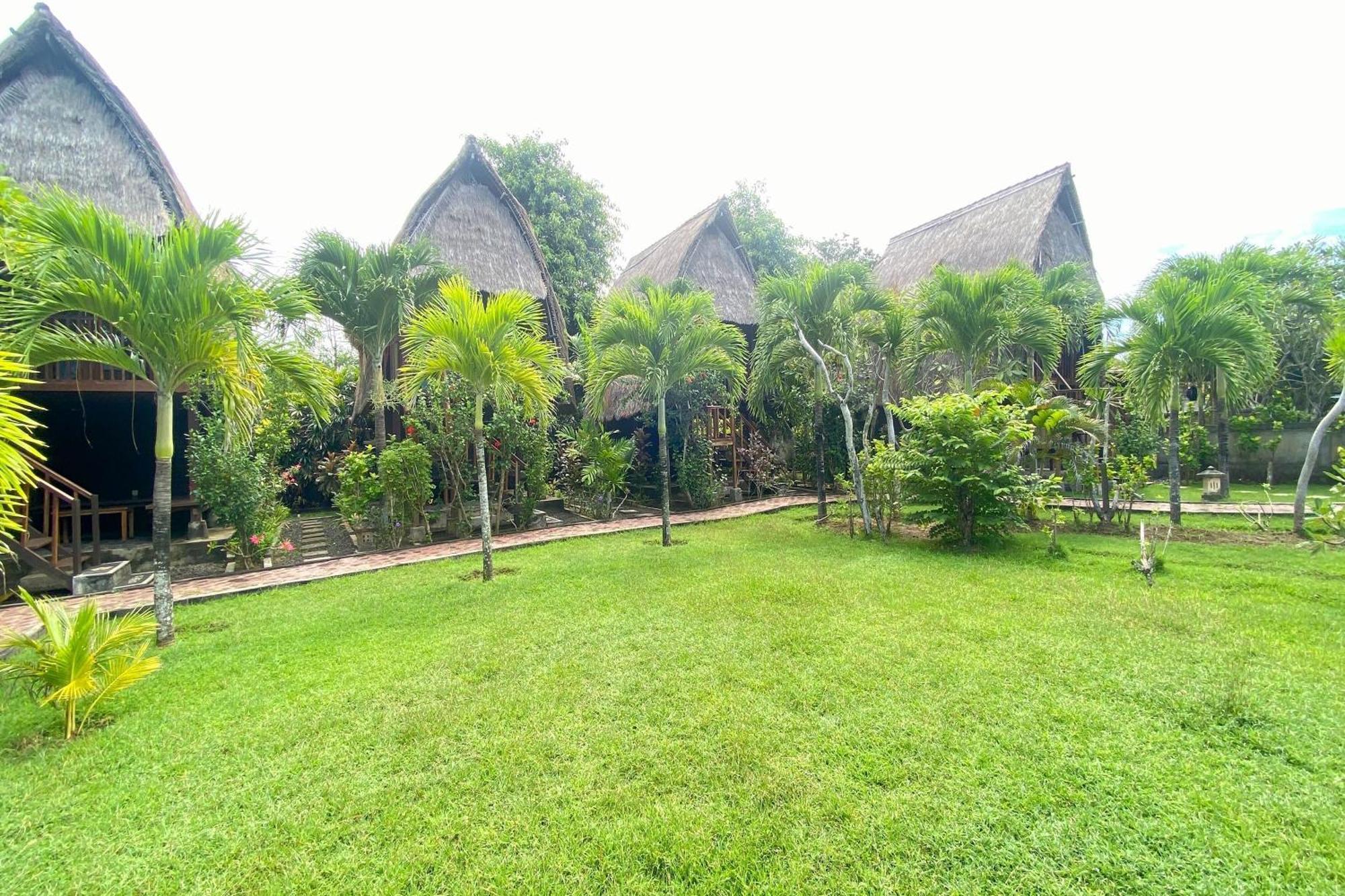 Abian Huts Dream Beach Lembongan Exterior photo