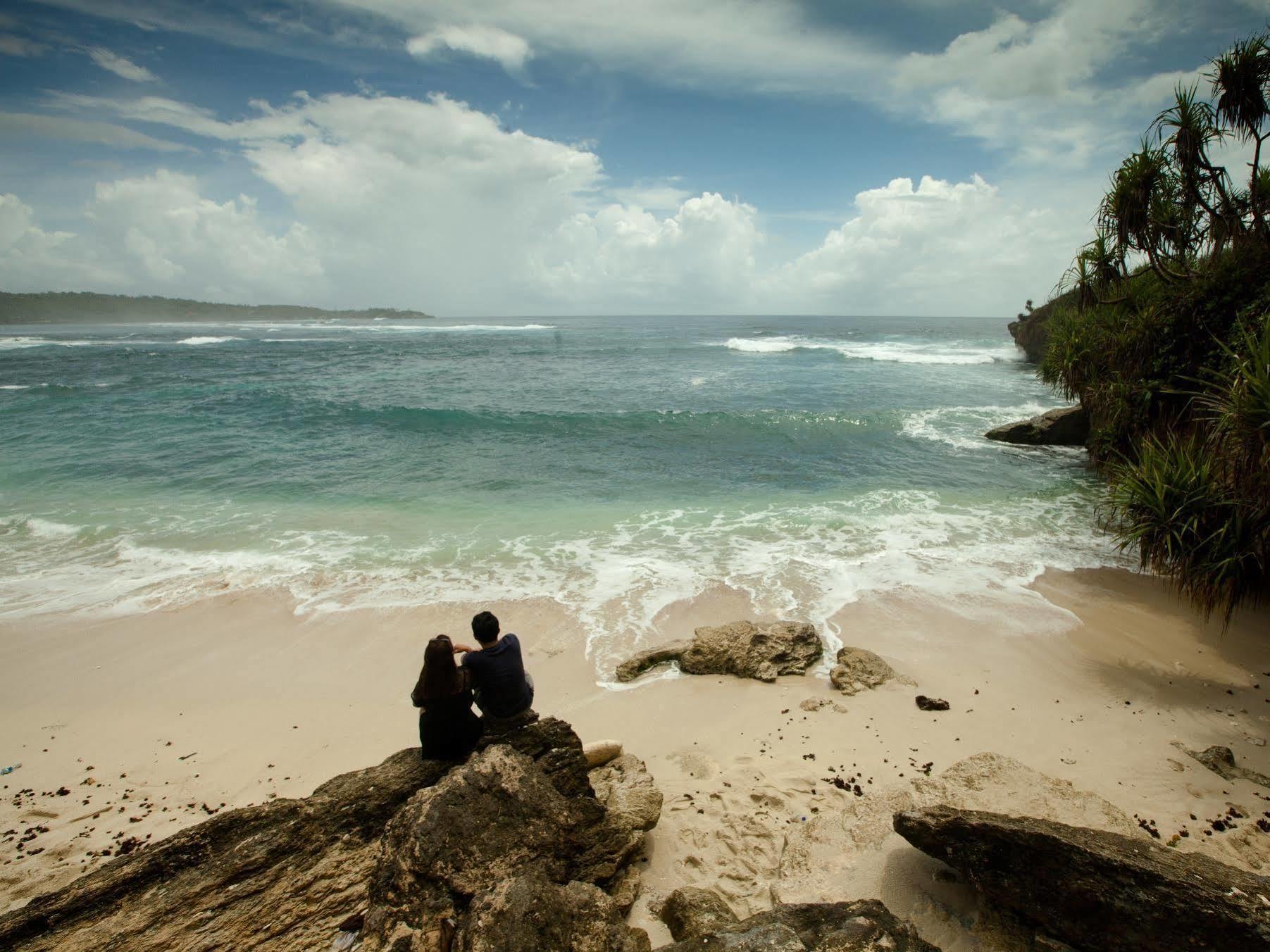 Abian Huts Dream Beach Lembongan Exterior photo